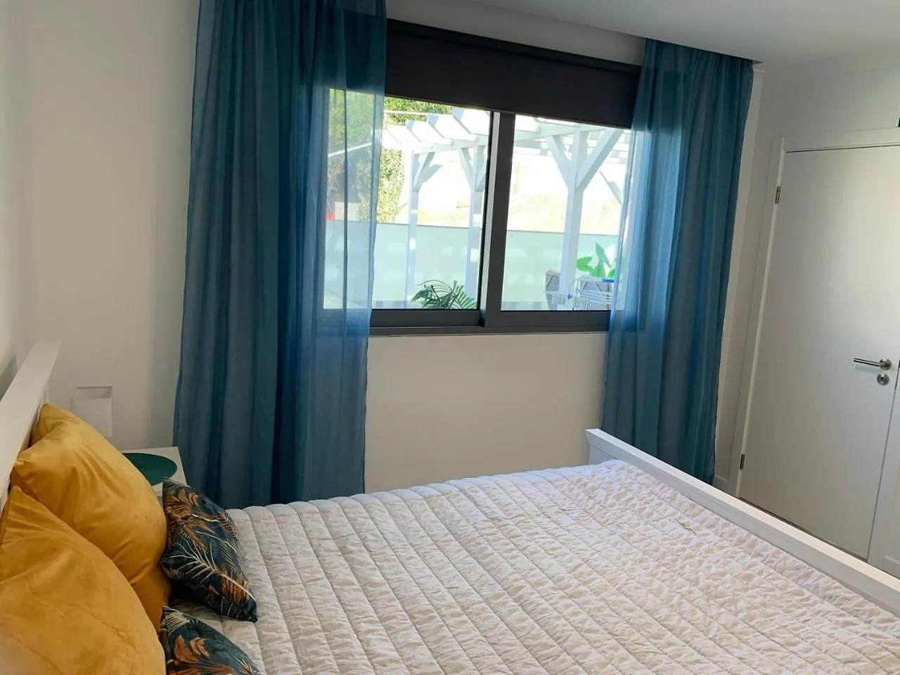 Гостевой дом Villa Helena Crystal Apartment Канису
