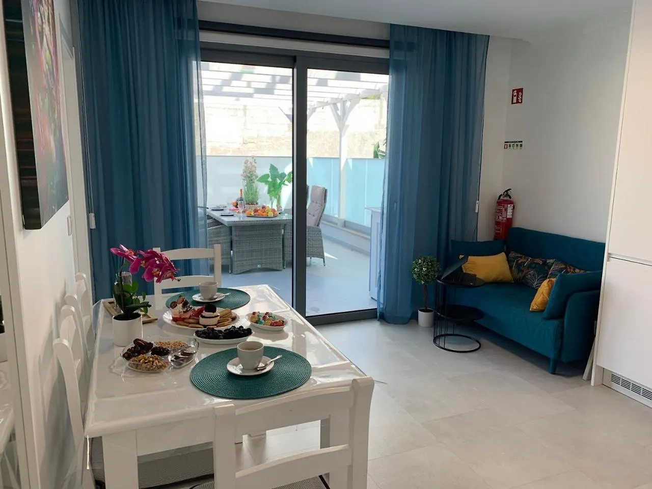 Villa Helena Crystal Apartment Канису