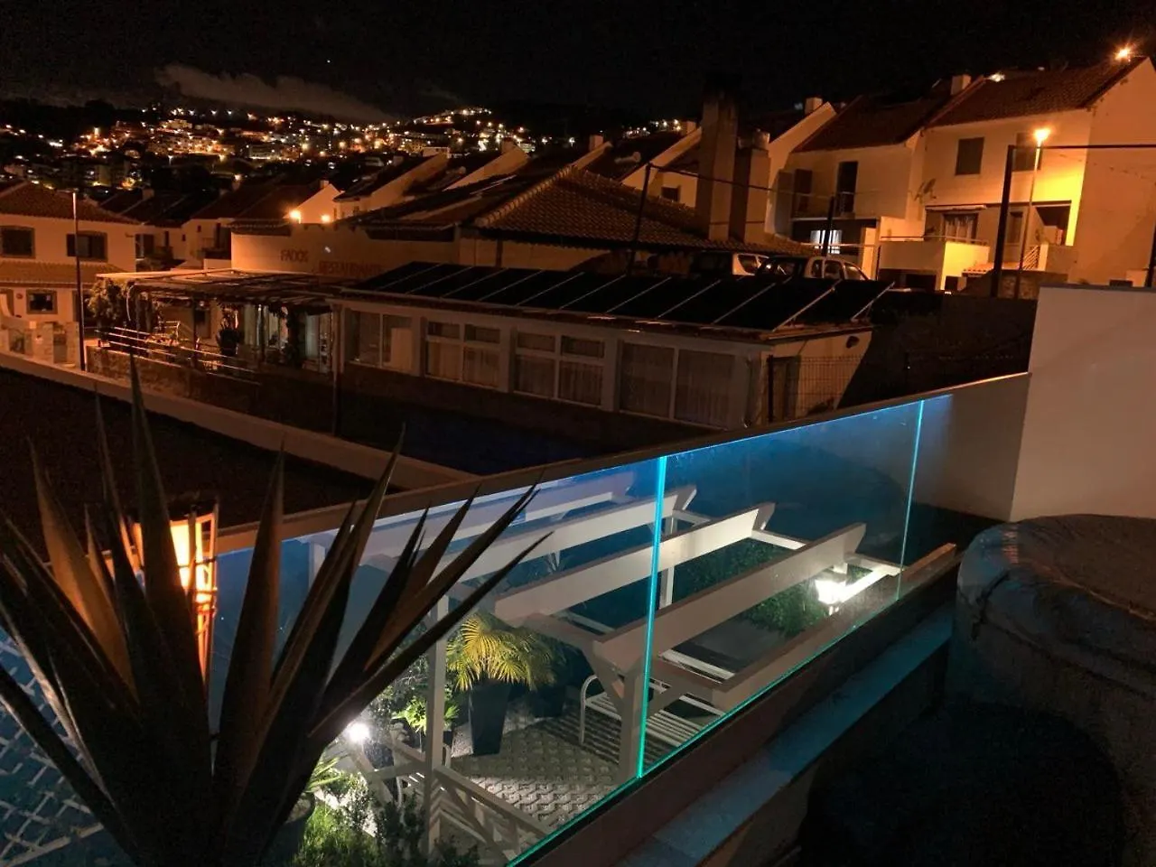 Villa Helena Crystal Apartment Caniço 0*,