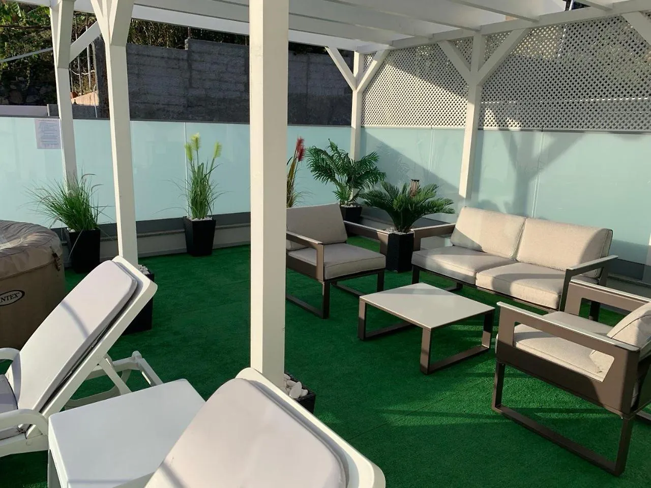 Villa Helena Crystal Apartment Канису